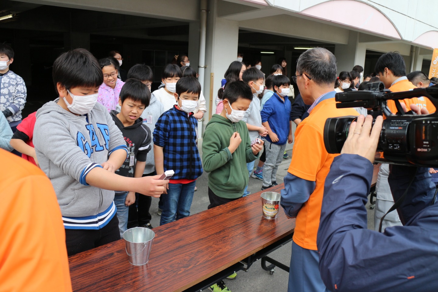 青年部会「火育出張教室」(内子町立内子小学校)の活動報告