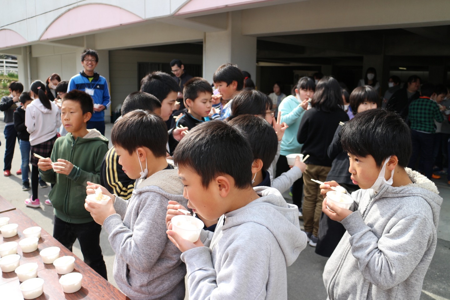 青年部会「火育出張教室」(内子町立内子小学校)の活動報告